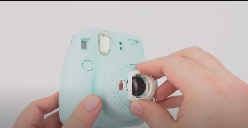 Close-Up Lens Attachment on Instax Mini 9 