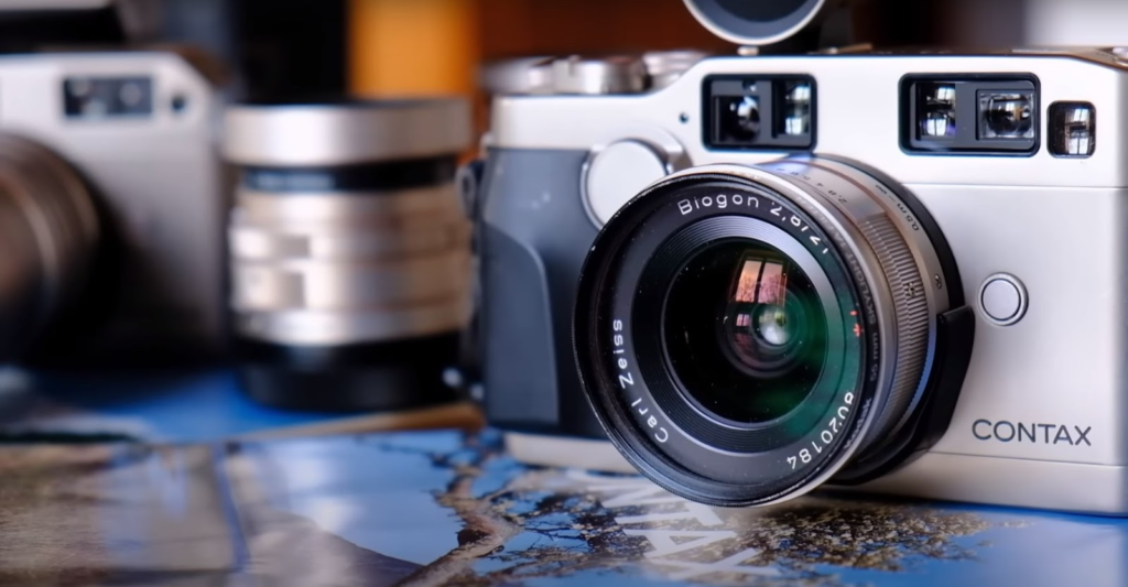 Contax G1 vs G2: Unraveling the Battle of Legendary Rangefinders