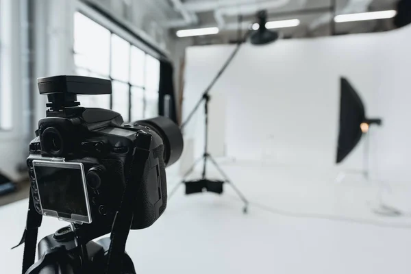 Photography Industry Statistics: Overview 